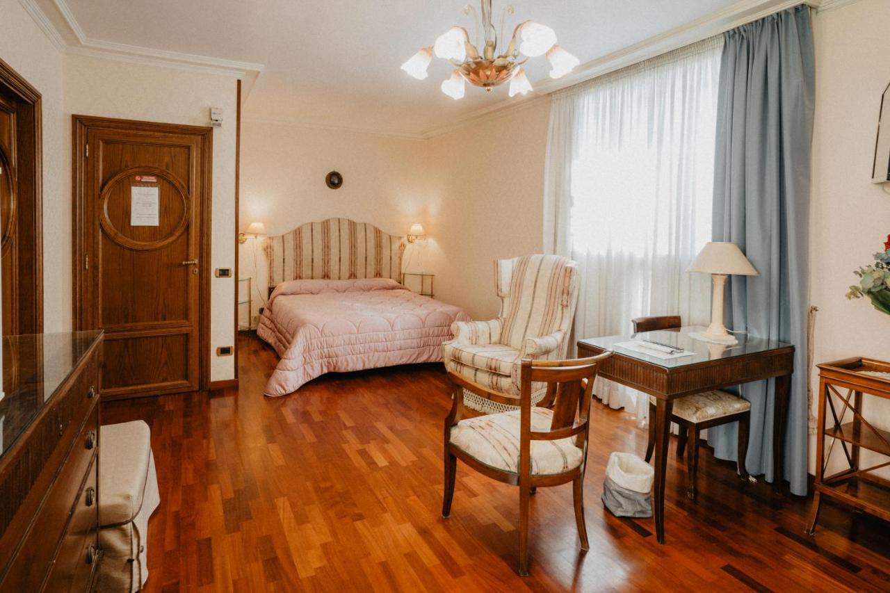 Villa Luigi XVI Taranto Dış mekan fotoğraf